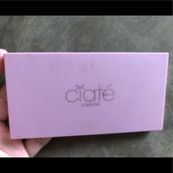 Ciate London The Velvet Palette Eyeshadow Palette Makeup EUC - Picture 5 of 7
